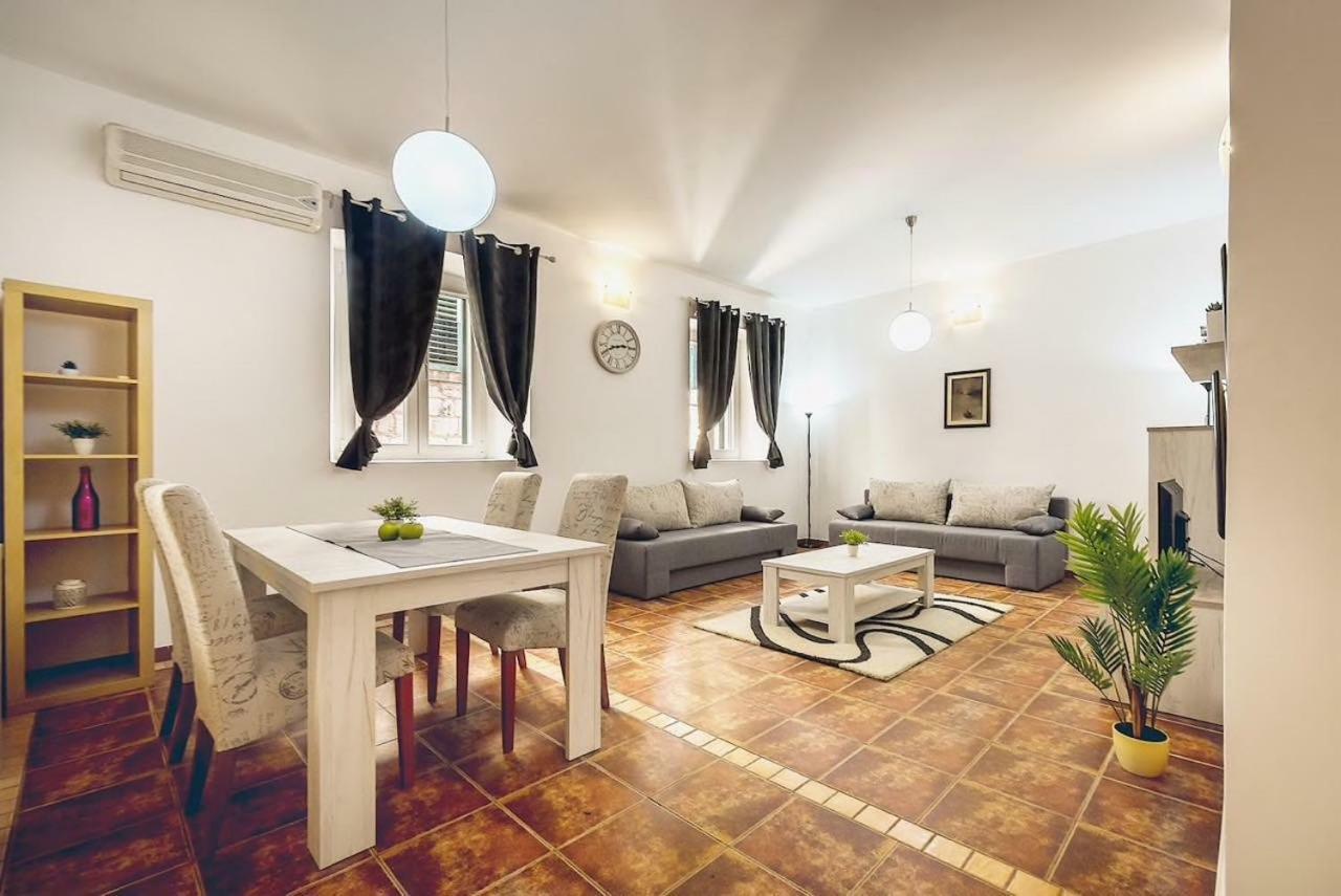 Old Town Experience Apartment コトル エクステリア 写真